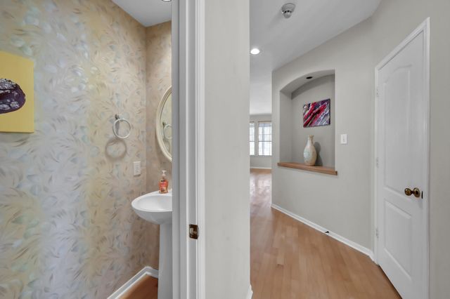 205 Purple Slate Place, The Woodlands, TX 77381