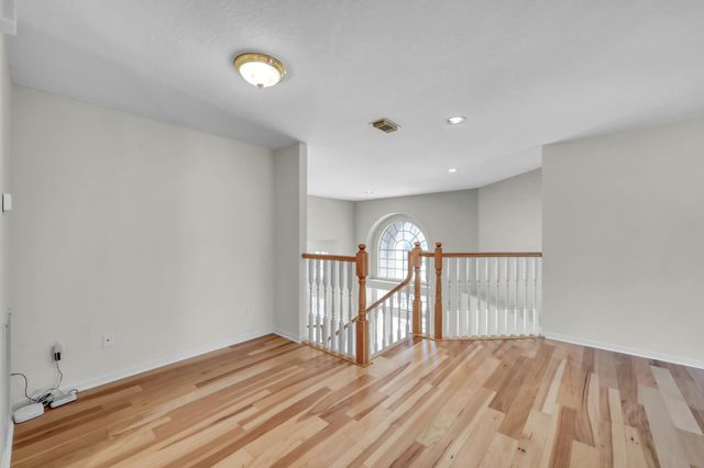 205 Purple Slate Place, The Woodlands, TX 77381