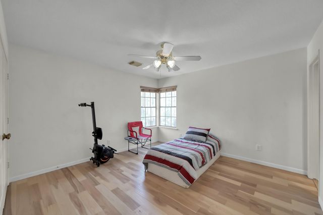 205 Purple Slate Place, The Woodlands, TX 77381