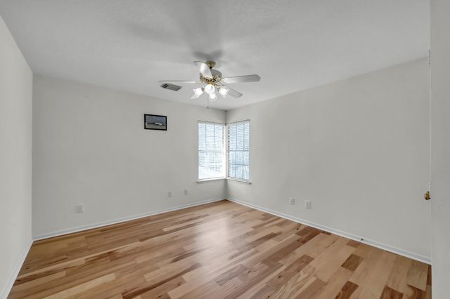 205 Purple Slate Place, The Woodlands, TX 77381