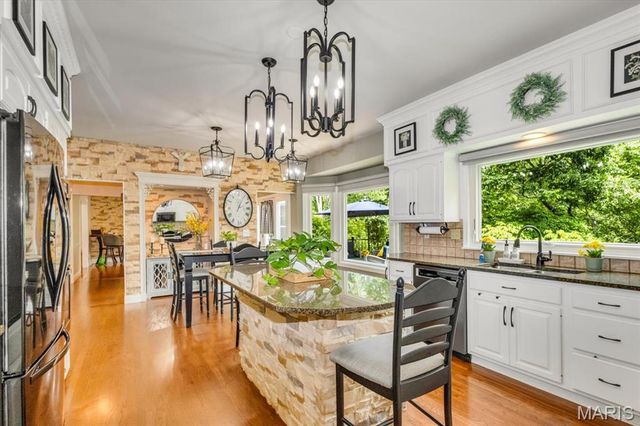 18148 Country Trails Court, Wildwood, MO 63038