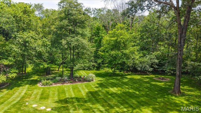 18148 Country Trails Court, Wildwood, MO 63038