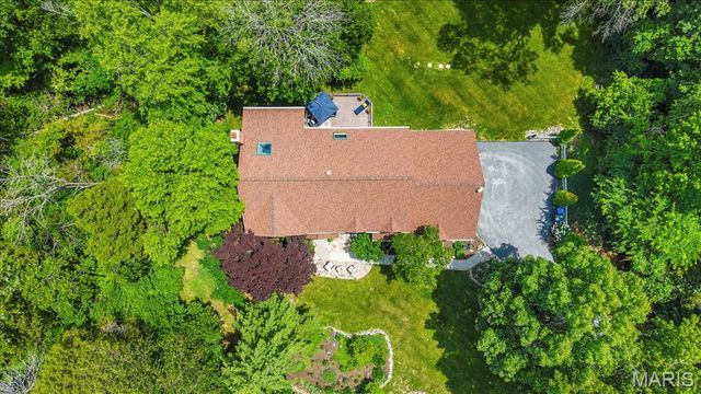 18148 Country Trails Court, Wildwood, MO 63038