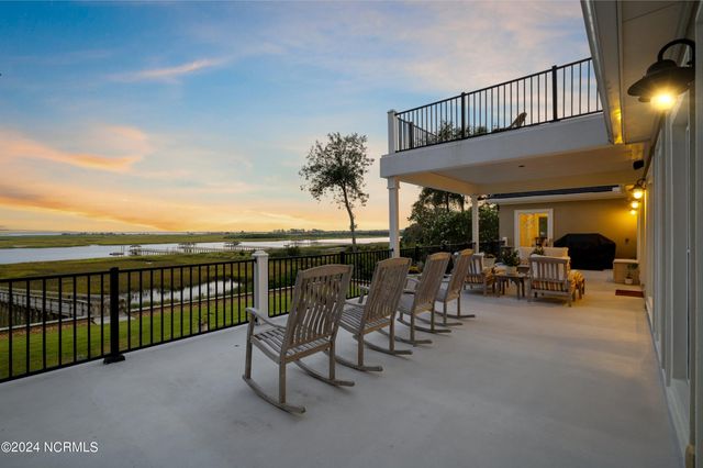 1324 Harbour Watch SW, Calabash, NC 28467