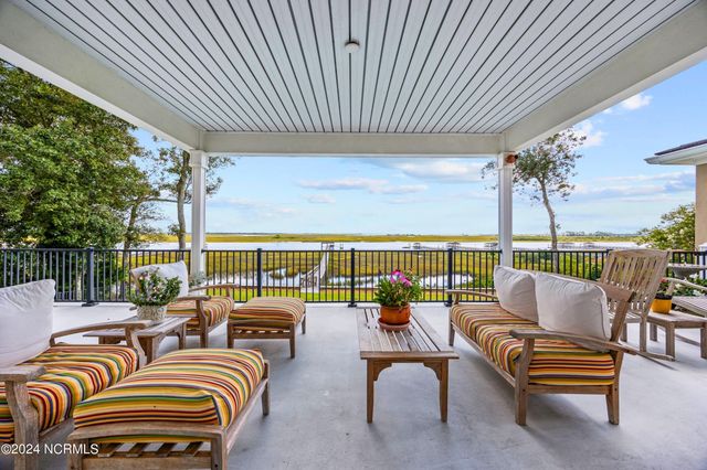 1324 Harbour Watch SW, Calabash, NC 28467