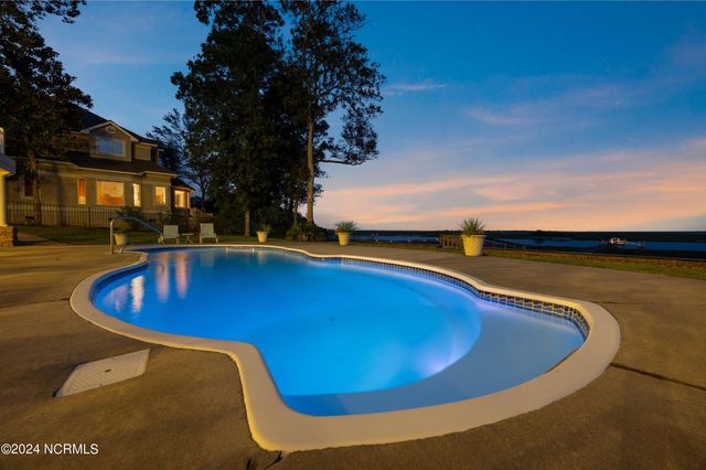 1324 Harbour Watch SW, Calabash, NC 28467