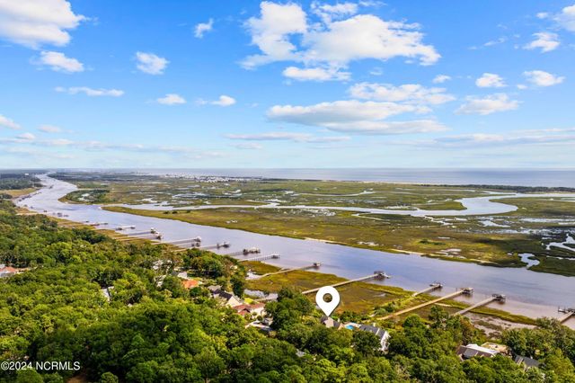 1324 Harbour Watch SW, Calabash, NC 28467