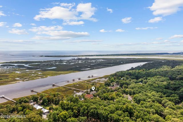 1324 Harbour Watch SW, Calabash, NC 28467