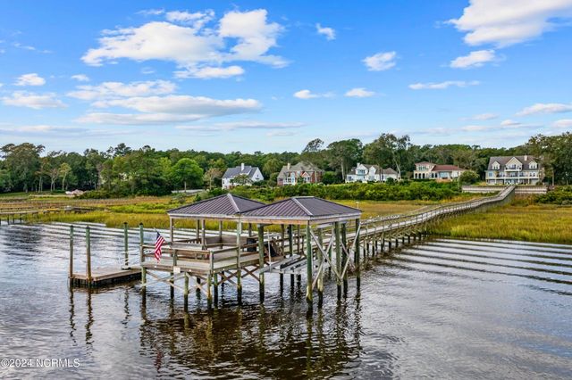 1324 Harbour Watch SW, Calabash, NC 28467
