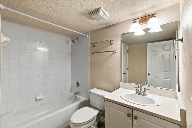 185 N PEARL LAKE CAUSEWAY 110, Altamonte Springs, FL 32714