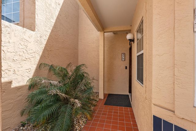 37 Captains Walk 37, Palm Coast, FL 32137