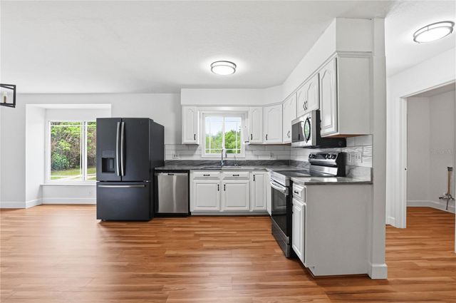 403 WENDEL AVENUE, Lithia, FL 33547