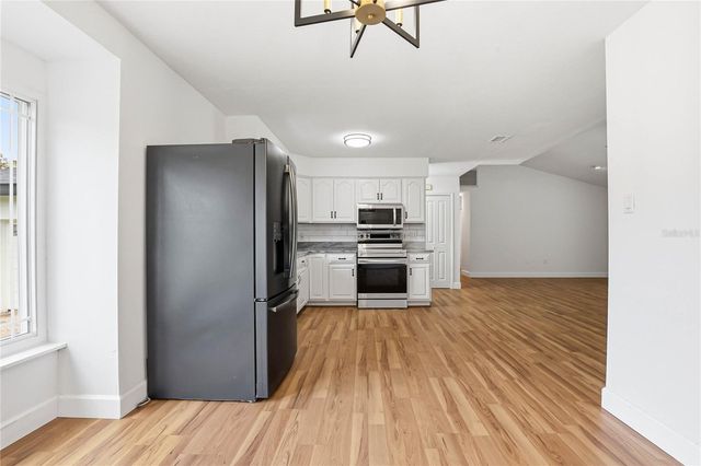 403 WENDEL AVENUE, Lithia, FL 33547
