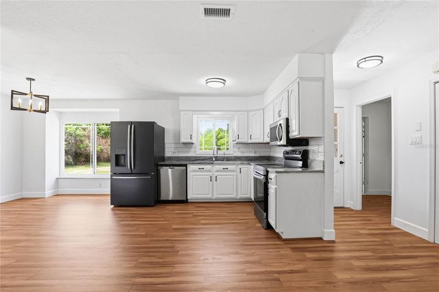 403 WENDEL AVENUE, Lithia, FL 33547