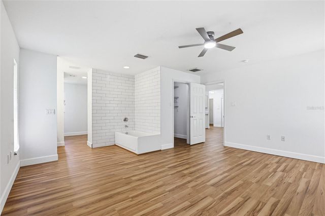 403 WENDEL AVENUE, Lithia, FL 33547