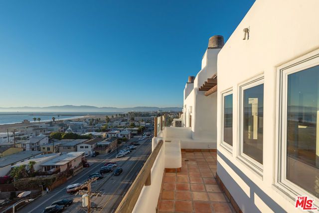 7047 Vista Del Mar Lane, Playa Del Rey (los Angeles), CA 90293