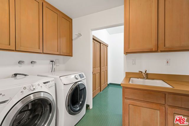 7047 Vista Del Mar Lane, Playa Del Rey (los Angeles), CA 90293