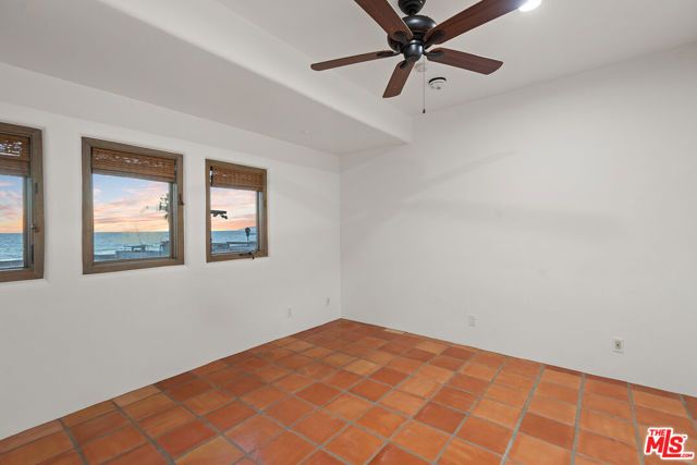7047 Vista Del Mar Lane, Playa Del Rey (los Angeles), CA 90293