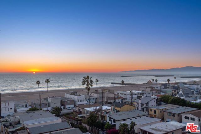 7047 Vista Del Mar Lane, Playa Del Rey (los Angeles), CA 90293