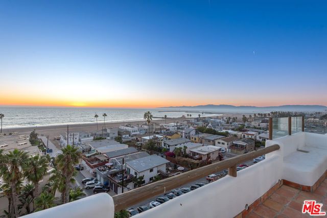 7047 Vista Del Mar Lane, Playa Del Rey (los Angeles), CA 90293