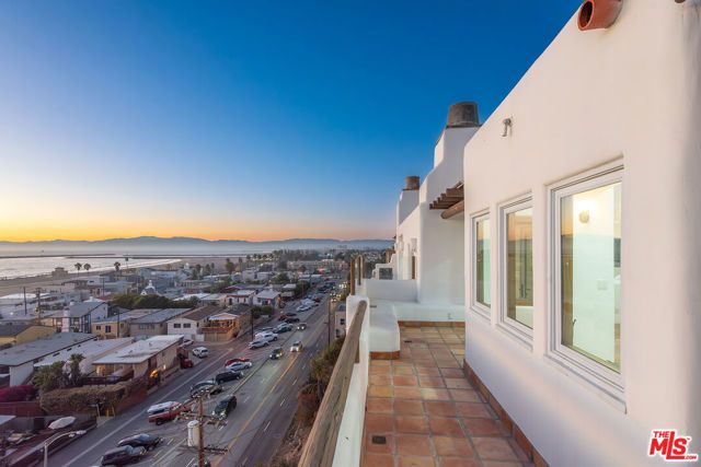 7047 Vista Del Mar Lane, Playa Del Rey (los Angeles), CA 90293