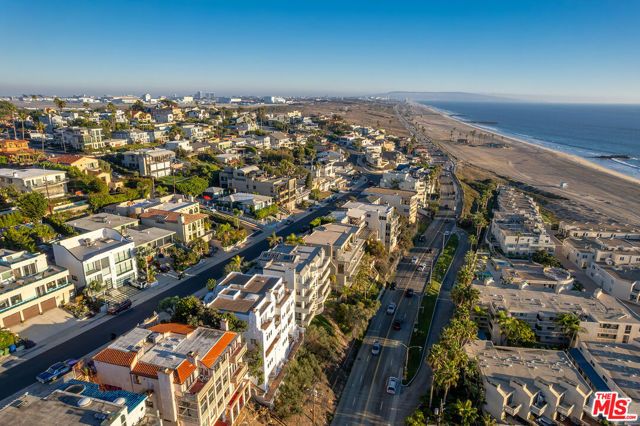 7047 Vista Del Mar Lane, Playa Del Rey (los Angeles), CA 90293