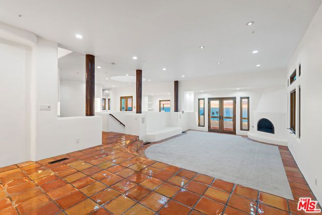 7047 Vista Del Mar Lane, Playa Del Rey (los Angeles), CA 90293