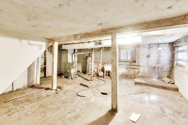 5738 S Ada Street, Chicago, IL 60636