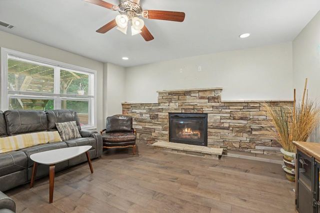 5324 Chastain Way, Gainesville, GA 30507