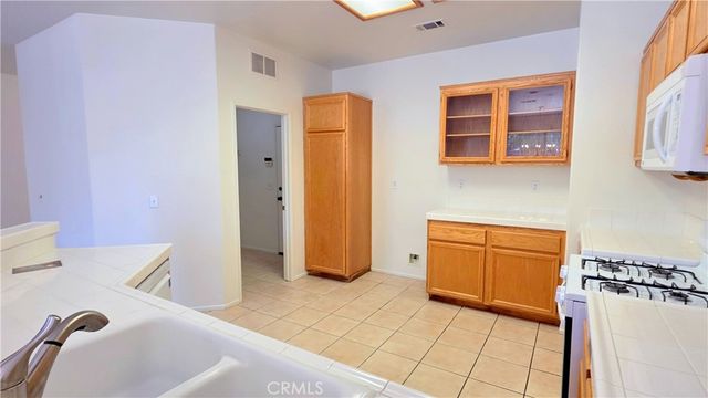 3196 Hannover Street, Corona, CA 92882