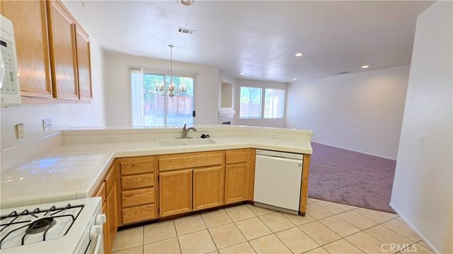 3196 Hannover Street, Corona, CA 92882