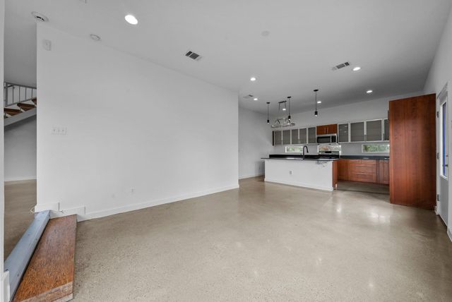 7404 Ava LN, Austin, TX 78724