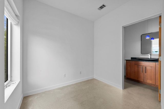 7404 Ava LN, Austin, TX 78724