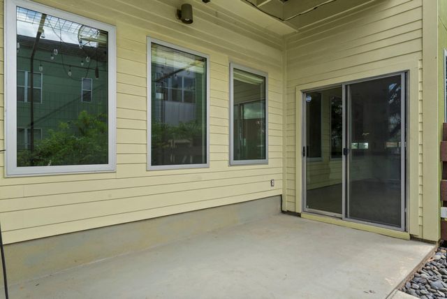 7404 Ava LN, Austin, TX 78724