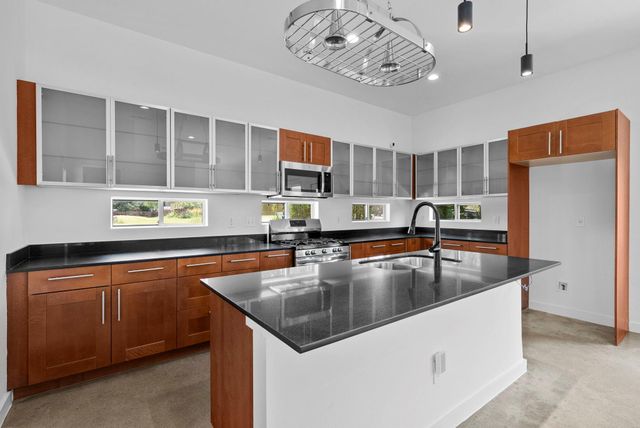 7404 Ava LN, Austin, TX 78724