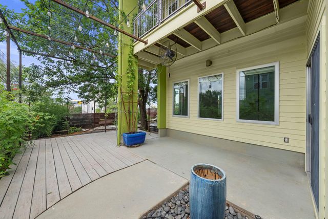 7404 Ava LN, Austin, TX 78724