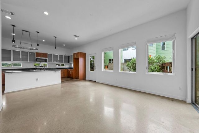 7404 Ava LN, Austin, TX 78724