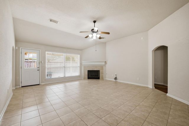 1318 Diamante Drive, Pasadena, TX 77504