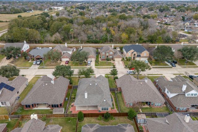 1318 Diamante Drive, Pasadena, TX 77504