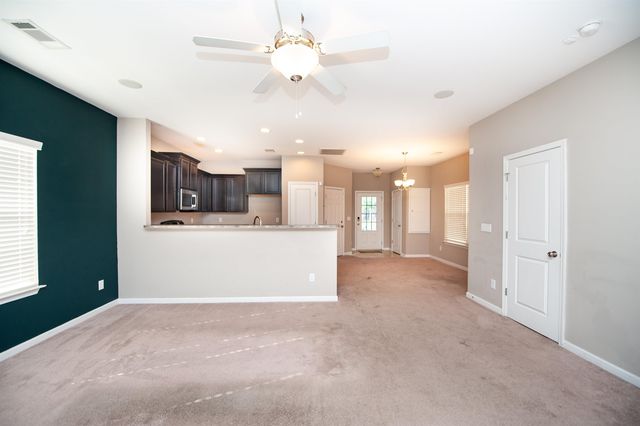 279 Stonewood Crossing Drive, Boiling Springs, SC 29316