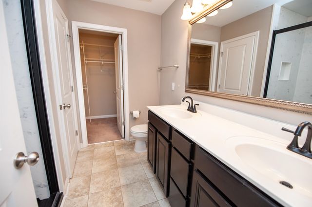 279 Stonewood Crossing Drive, Boiling Springs, SC 29316