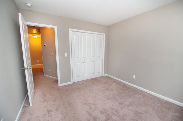 279 Stonewood Crossing Drive, Boiling Springs, SC 29316