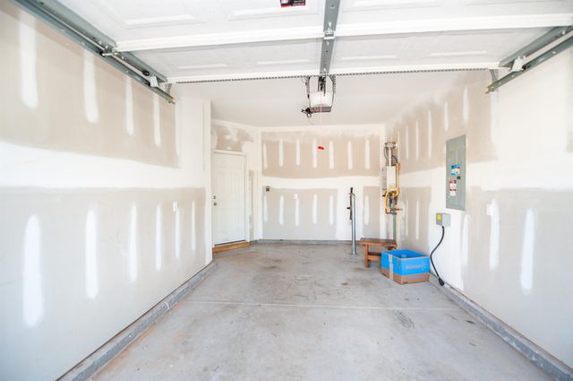 279 Stonewood Crossing Drive, Boiling Springs, SC 29316