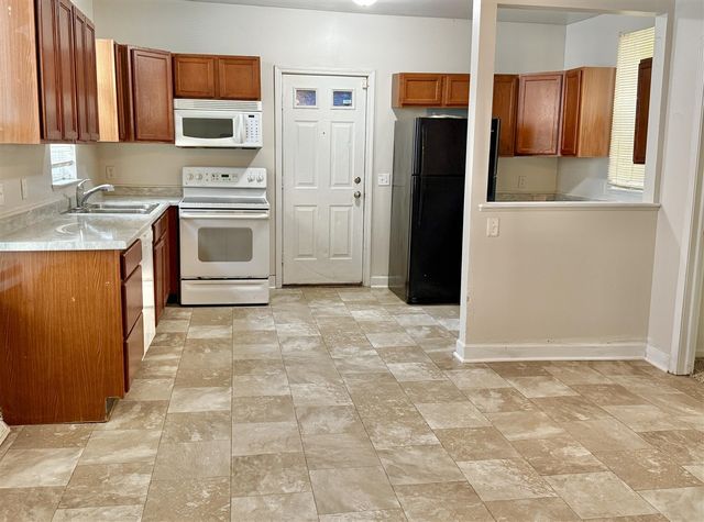 821 Trimble Avenue, Kalamazoo, MI 49048