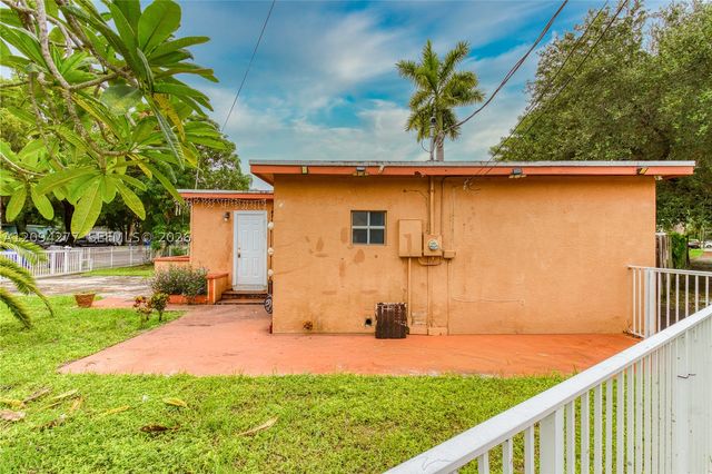 625 Columbus Pkwy, Hollywood, FL 33021
