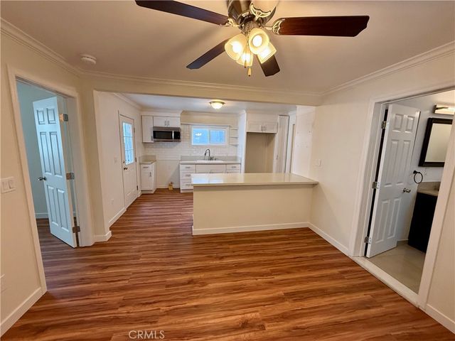 11810 S Figueroa S, Los Angeles, CA 90061