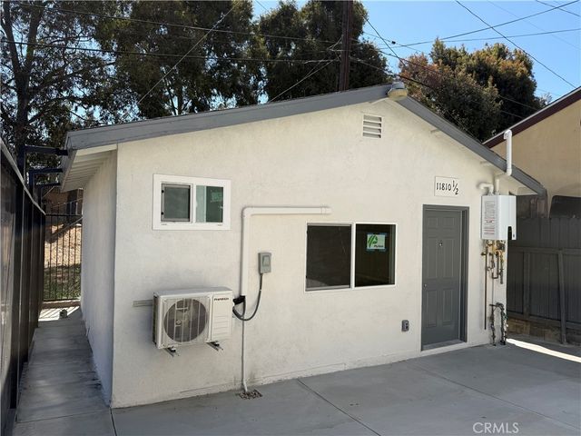 11810 S Figueroa S, Los Angeles, CA 90061