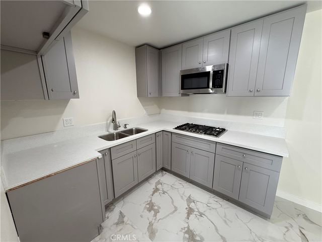 11810 S Figueroa S, Los Angeles, CA 90061
