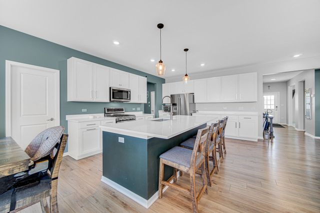 4121 Brander Drive, Valparaiso, IN 46385