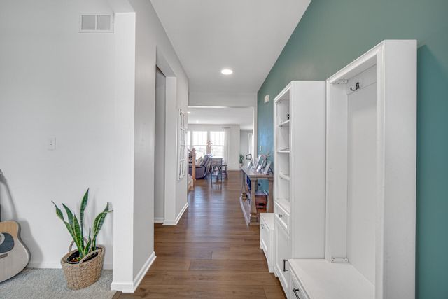 4121 Brander Drive, Valparaiso, IN 46385
